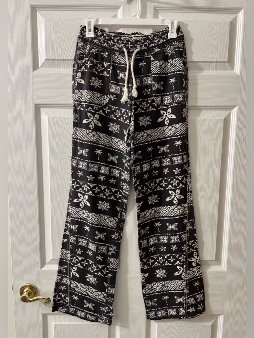 Cali 1850 Beach Patterned Drawstring Pull-On Pants